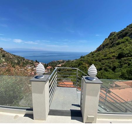 Suite Apartments Branco - Infinity Pool & Sea View - 5 Minuti Dal Centro Таорміна Екстер'єр фото